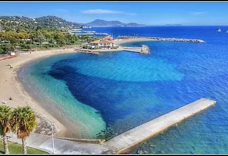 Апартаменты Cosy Mourillon *